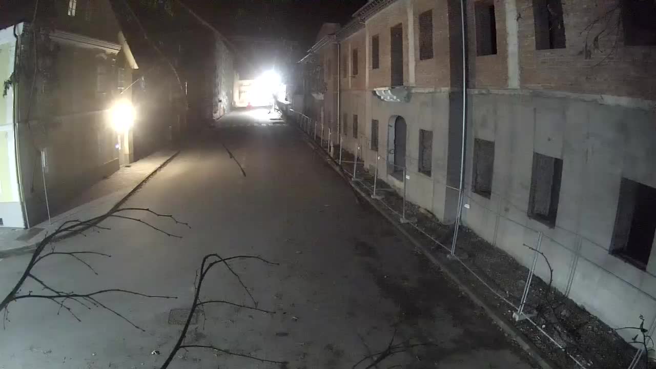 Renovación de Petrinja de la escuela secundaria y la administración de la ciudad después del terremoto – Live cam Croacia