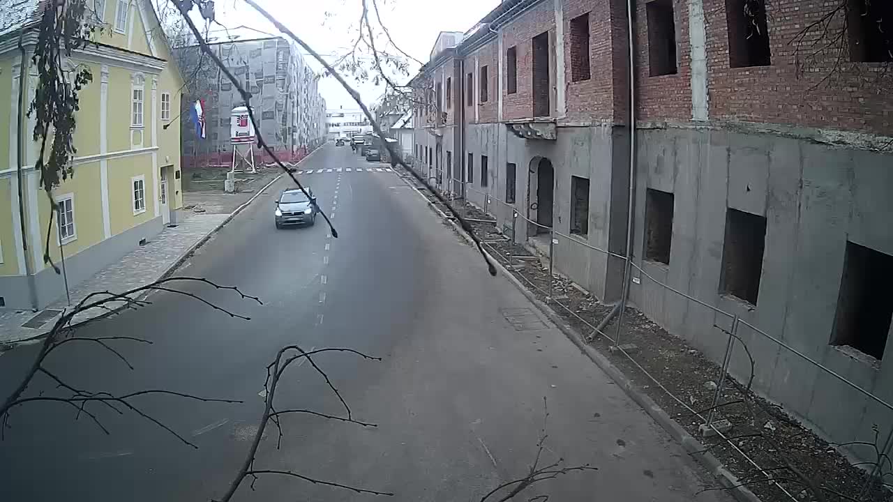 Petrinja ristrutturazione del liceo e dell’amministrazione comunale dopo il terremoto – Live cam Croazia