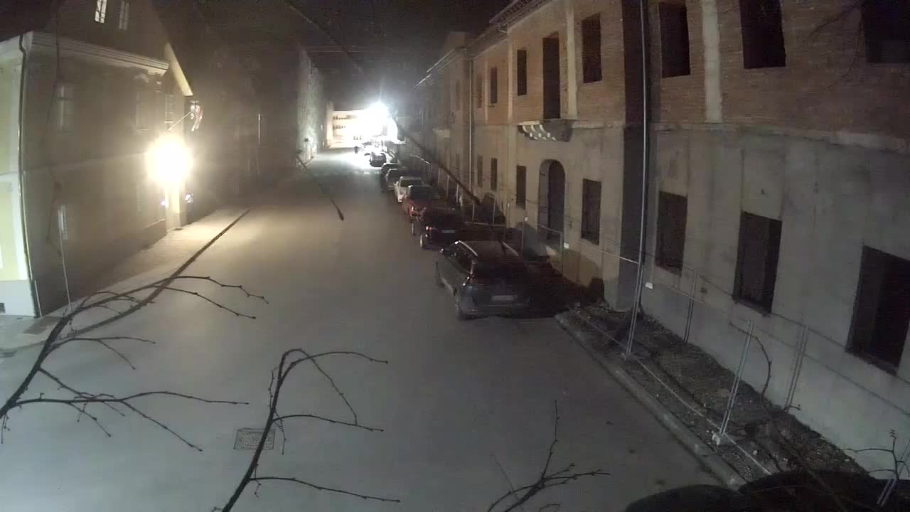 Petrinja ristrutturazione del liceo e dell’amministrazione comunale dopo il terremoto – Live cam Croazia