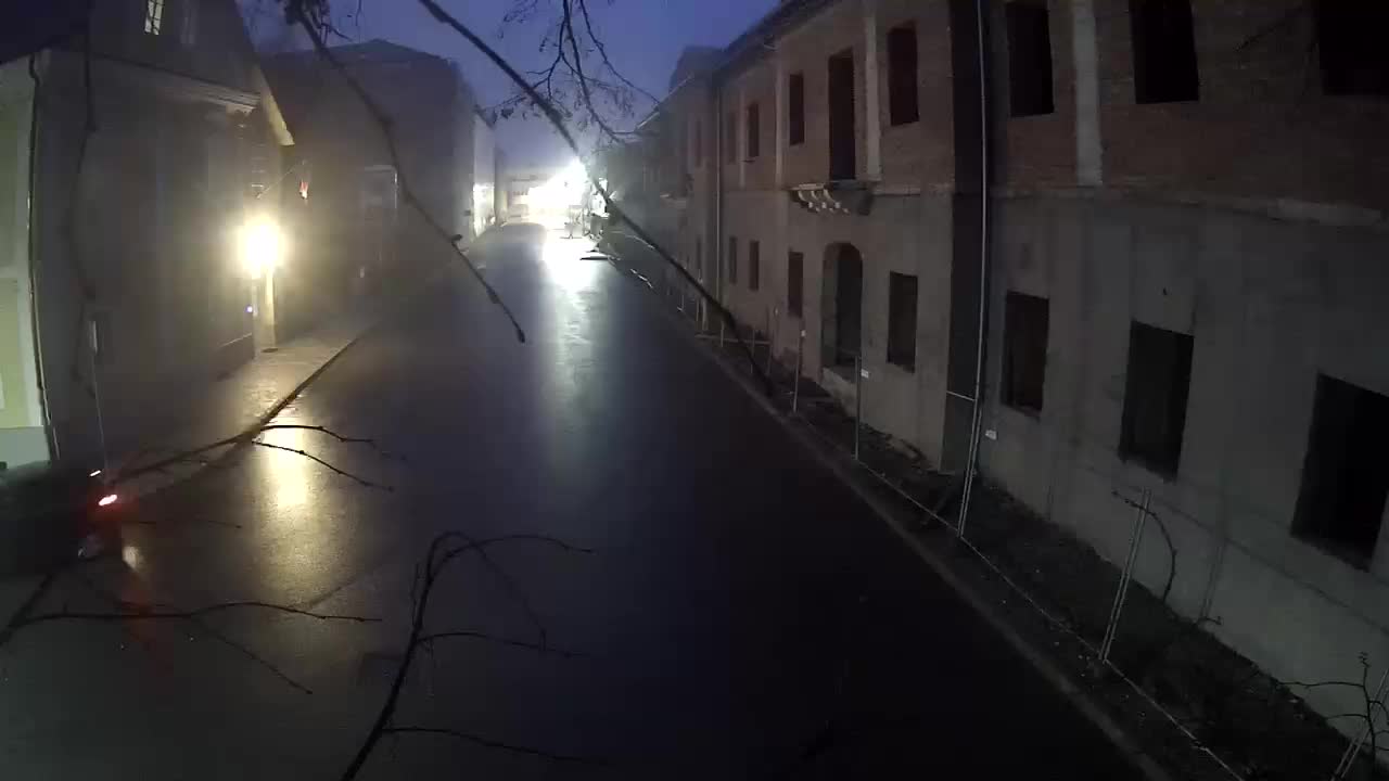 Petrinja ristrutturazione del liceo e dell’amministrazione comunale dopo il terremoto – Live cam Croazia