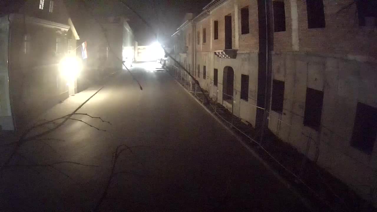 Renovación de Petrinja de la escuela secundaria y la administración de la ciudad después del terremoto – Live cam Croacia