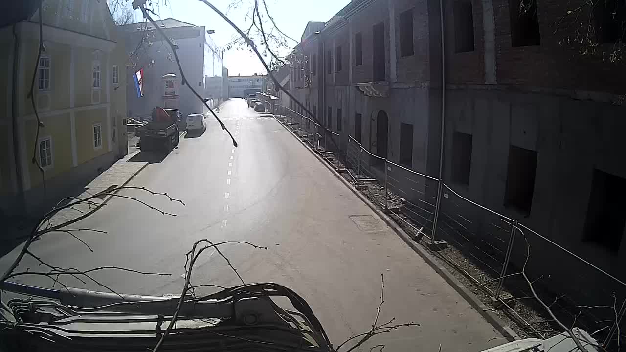 Petrinja rénovation du lycée et de l’administration municipale après le tremblement de terre – Live cam Croatie