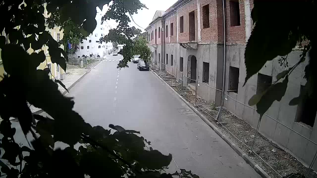Petrinjska obnova Srednje škole i Gradske uprave nakon potresa – Live cam Hrvatska