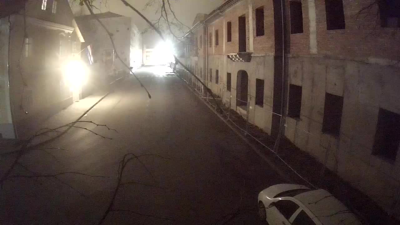 Renovación de Petrinja de la escuela secundaria y la administración de la ciudad después del terremoto – Live cam Croacia