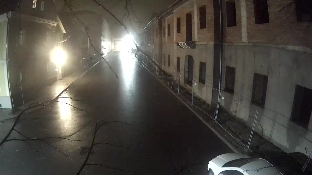 Petrinja ristrutturazione del liceo e dell’amministrazione comunale dopo il terremoto – Live cam Croazia