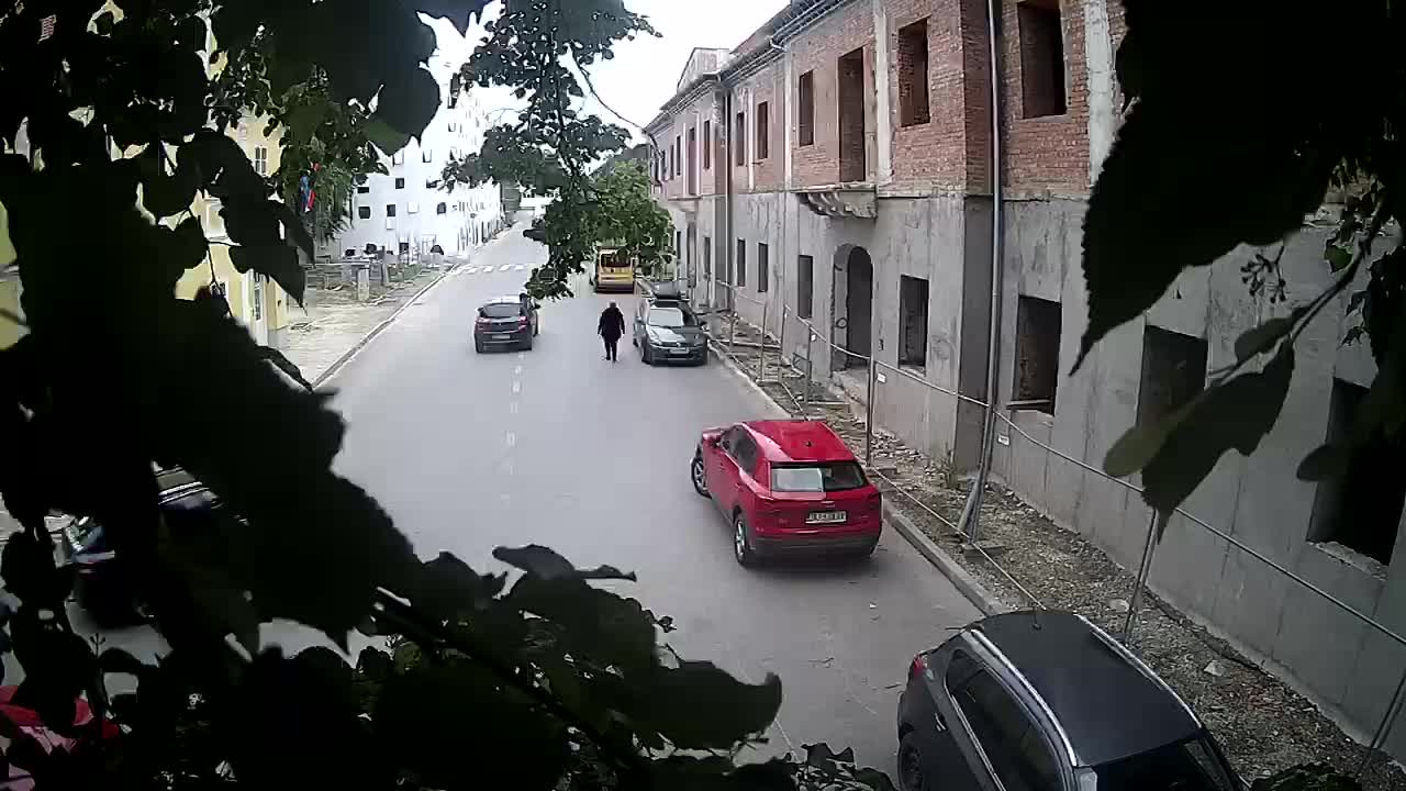 Petrinjska obnova Srednje škole i Gradske uprave nakon potresa – Live cam Hrvatska