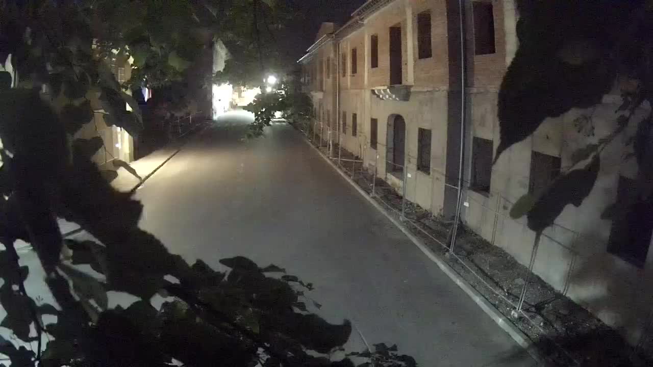 Renovación de Petrinja de la escuela secundaria y la administración de la ciudad después del terremoto – Live cam Croacia