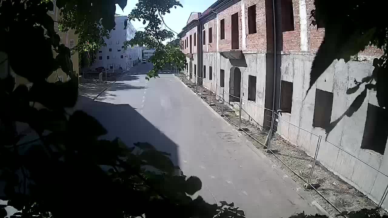 Petrinja Renovierung der High School und Stadtverwaltung nach dem Erdbeben – Live Cam Kroatien