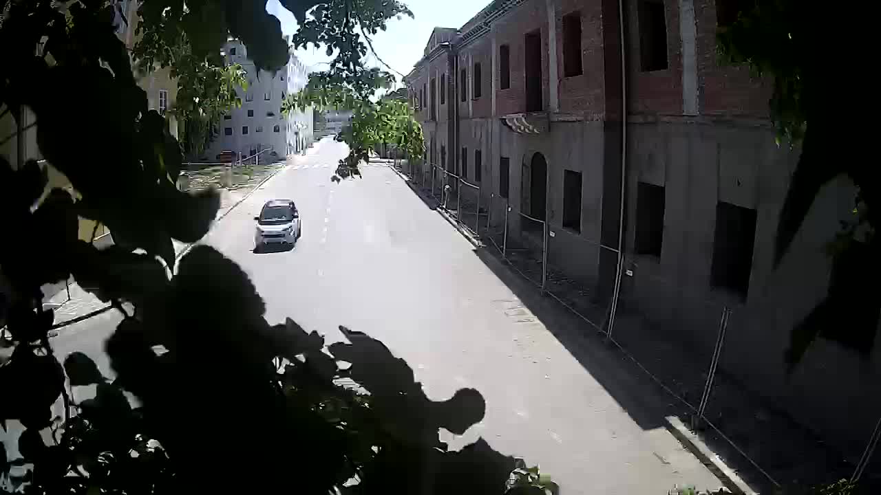 Petrinjska obnova Srednje škole i Gradske uprave nakon potresa – Live cam Hrvatska