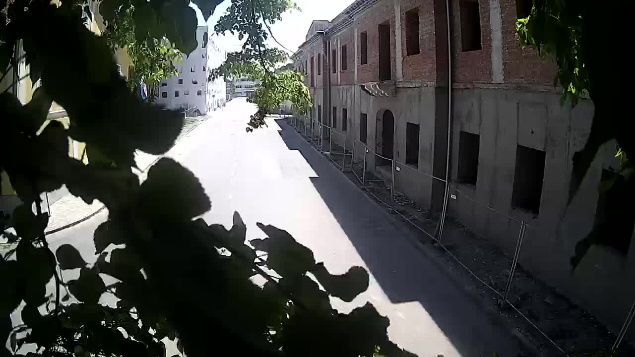 Petrinja Renovierung der High School und Stadtverwaltung nach dem Erdbeben – Live Cam Kroatien