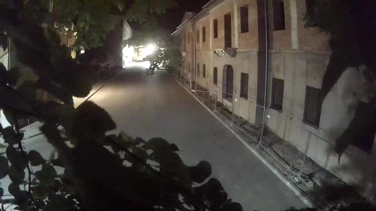 Renovación de Petrinja de la escuela secundaria y la administración de la ciudad después del terremoto – Live cam Croacia