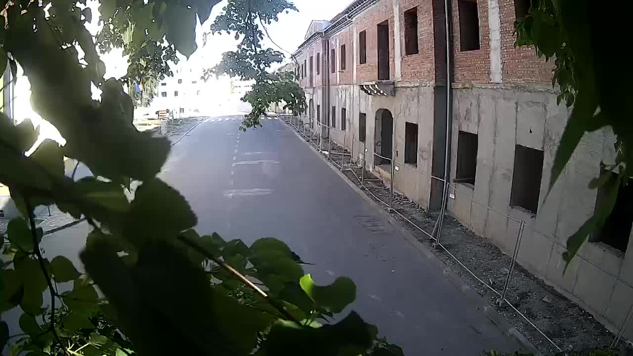 Petrinja ristrutturazione del liceo e dell’amministrazione comunale dopo il terremoto – Live cam Croazia