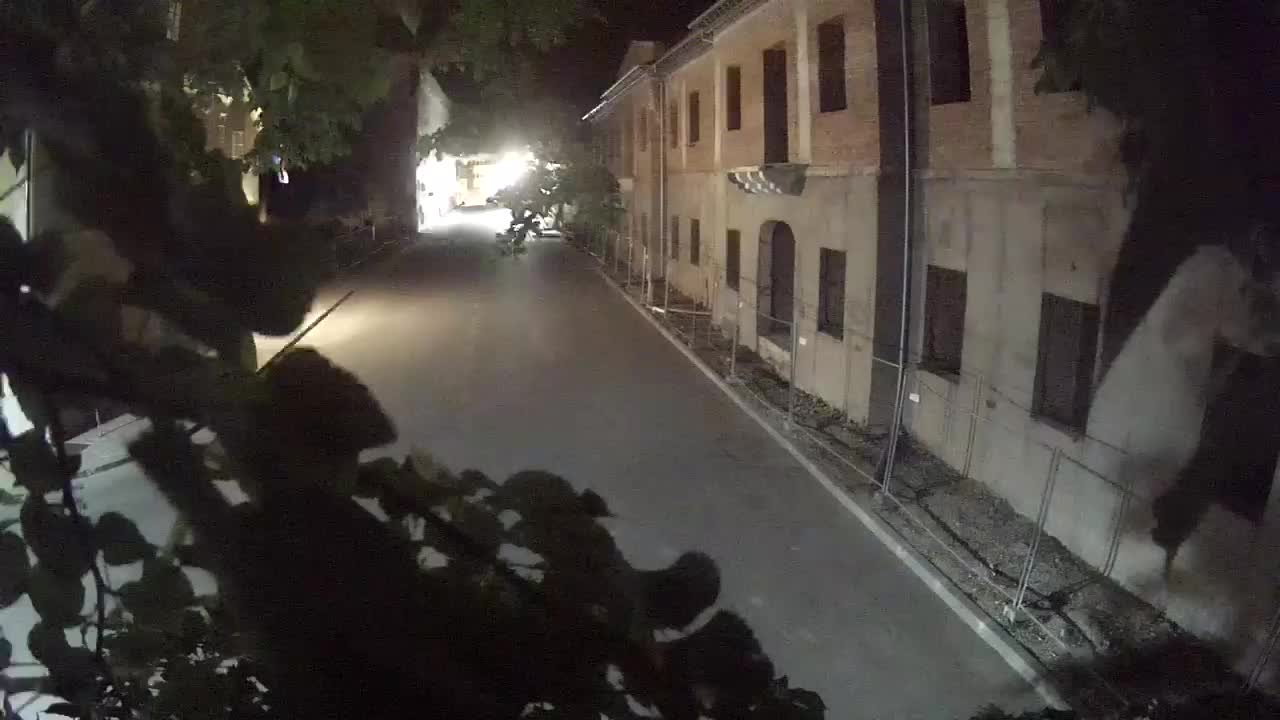 Petrinja ristrutturazione del liceo e dell’amministrazione comunale dopo il terremoto – Live cam Croazia