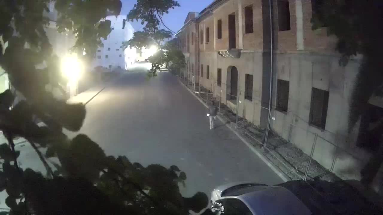 Renovación de Petrinja de la escuela secundaria y la administración de la ciudad después del terremoto – Live cam Croacia