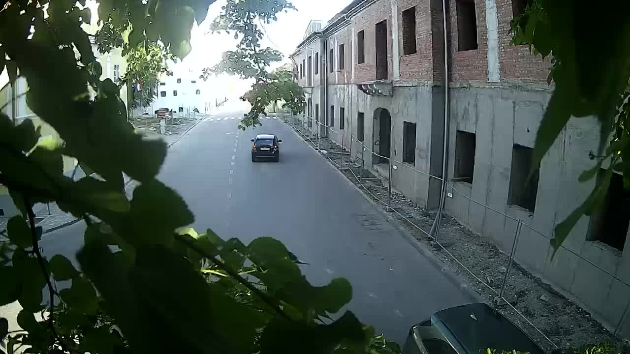 Petrinja ristrutturazione del liceo e dell’amministrazione comunale dopo il terremoto – Live cam Croazia