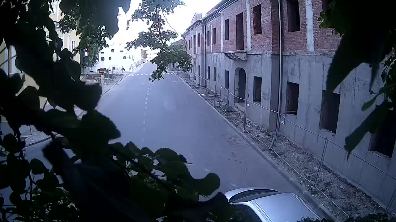 Petrinja Renovierung der High School und Stadtverwaltung nach dem Erdbeben – Live Cam Kroatien