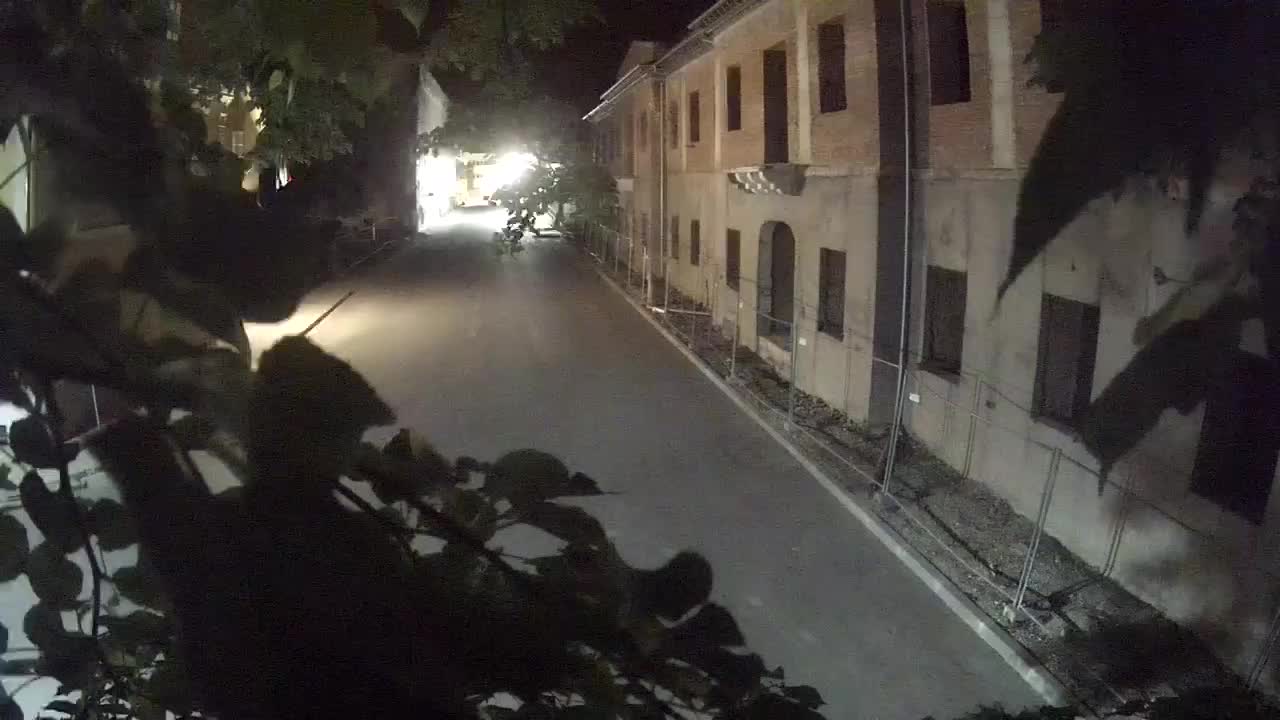 Petrinja ristrutturazione del liceo e dell’amministrazione comunale dopo il terremoto – Live cam Croazia