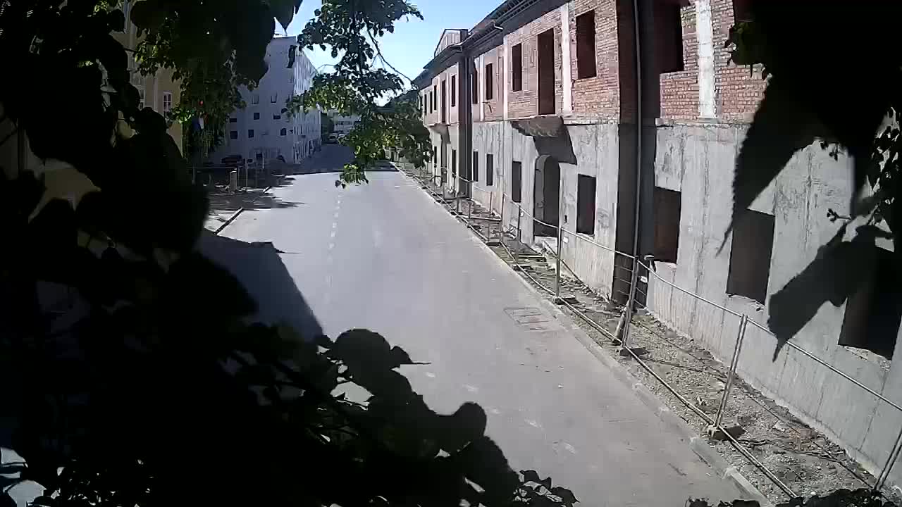 Petrinjska obnova Srednje škole i Gradske uprave nakon potresa – Live cam Hrvatska