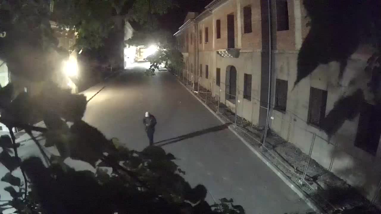 Petrinja ristrutturazione del liceo e dell’amministrazione comunale dopo il terremoto – Live cam Croazia