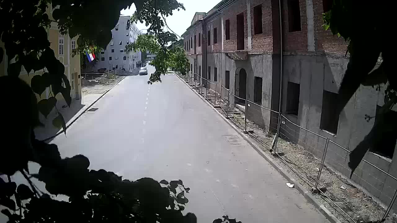 Petrinja renovation of the High School and City Administration after the earthquake – Live cam Croatia