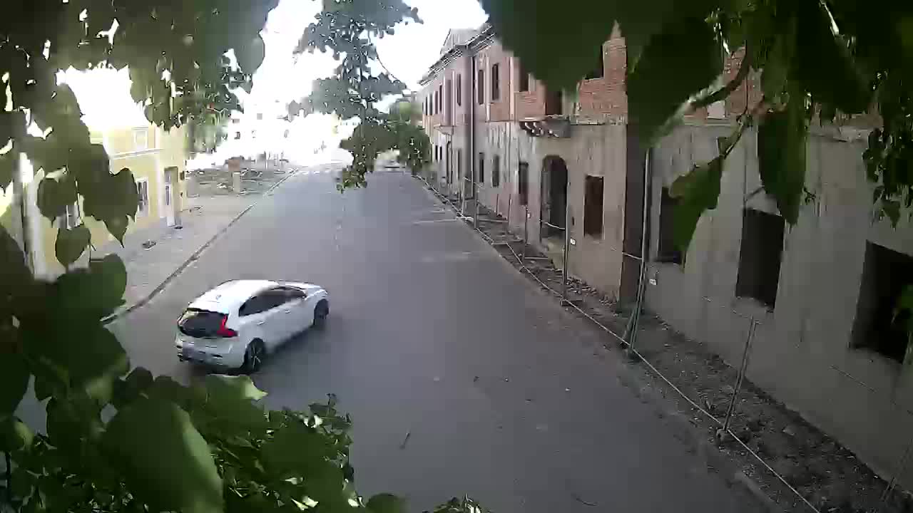 Petrinjska obnova Srednje škole i Gradske uprave nakon potresa – Live cam Hrvatska