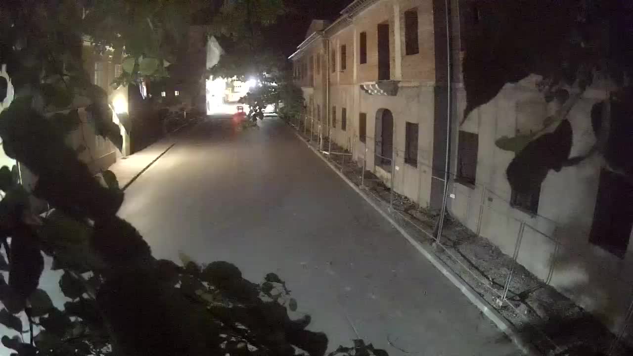 Petrinjska prenova srednje šole in mestne uprave po potresu – Kamere v živo Hrvaška