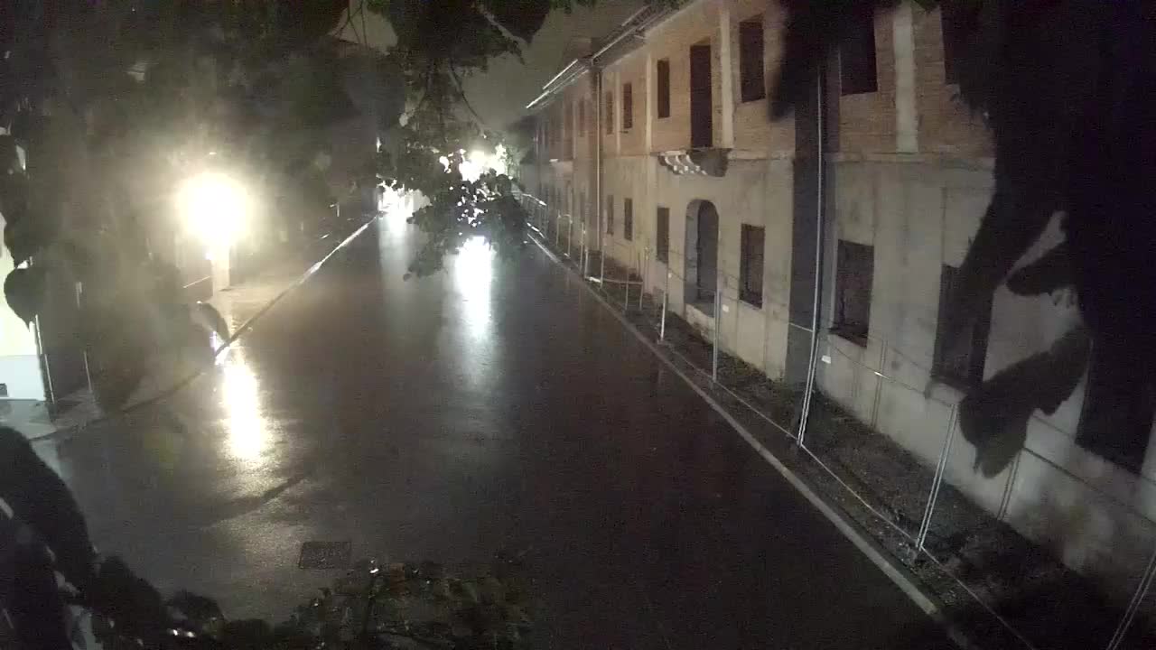 Petrinjska prenova srednje šole in mestne uprave po potresu – Kamere v živo Hrvaška