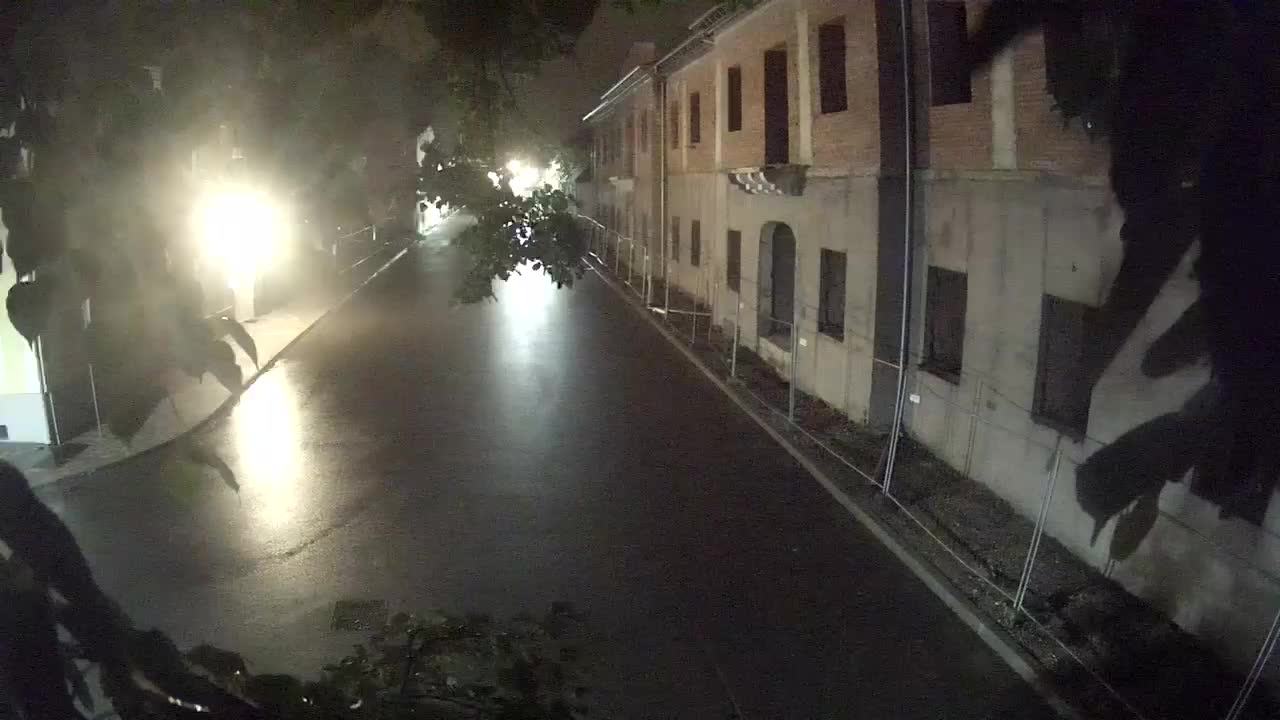Renovación de Petrinja de la escuela secundaria y la administración de la ciudad después del terremoto – Live cam Croacia