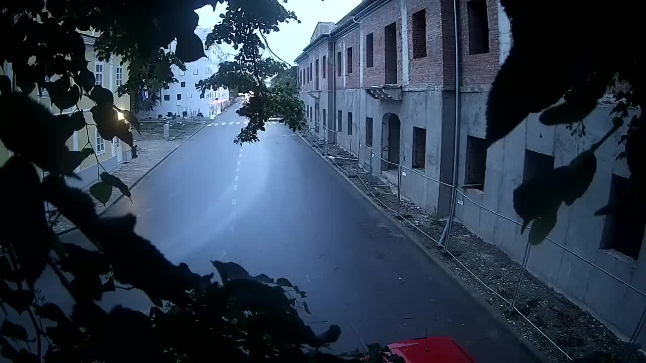 Renovación de Petrinja de la escuela secundaria y la administración de la ciudad después del terremoto – Live cam Croacia