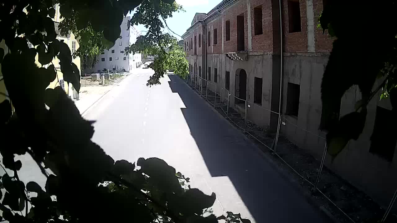 Petrinja rénovation du lycée et de l’administration municipale après le tremblement de terre – Live cam Croatie
