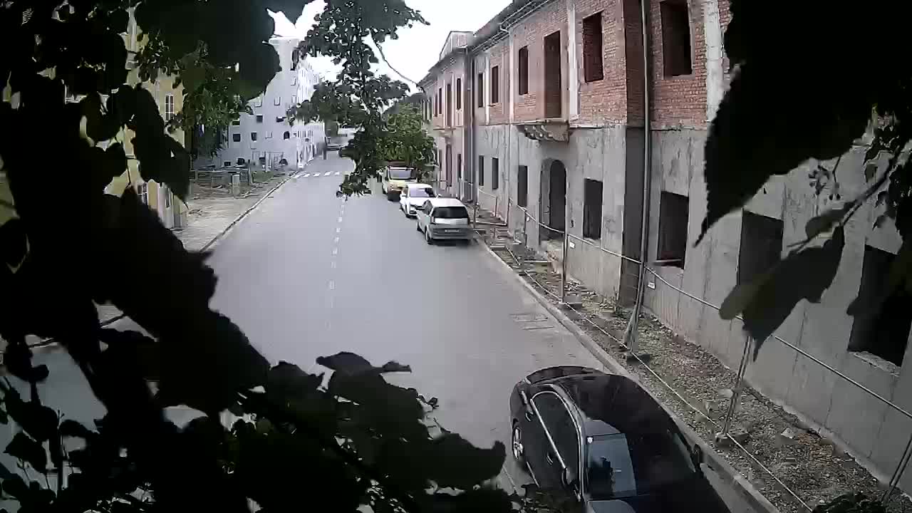 Petrinja Renovierung der High School und Stadtverwaltung nach dem Erdbeben – Live Cam Kroatien