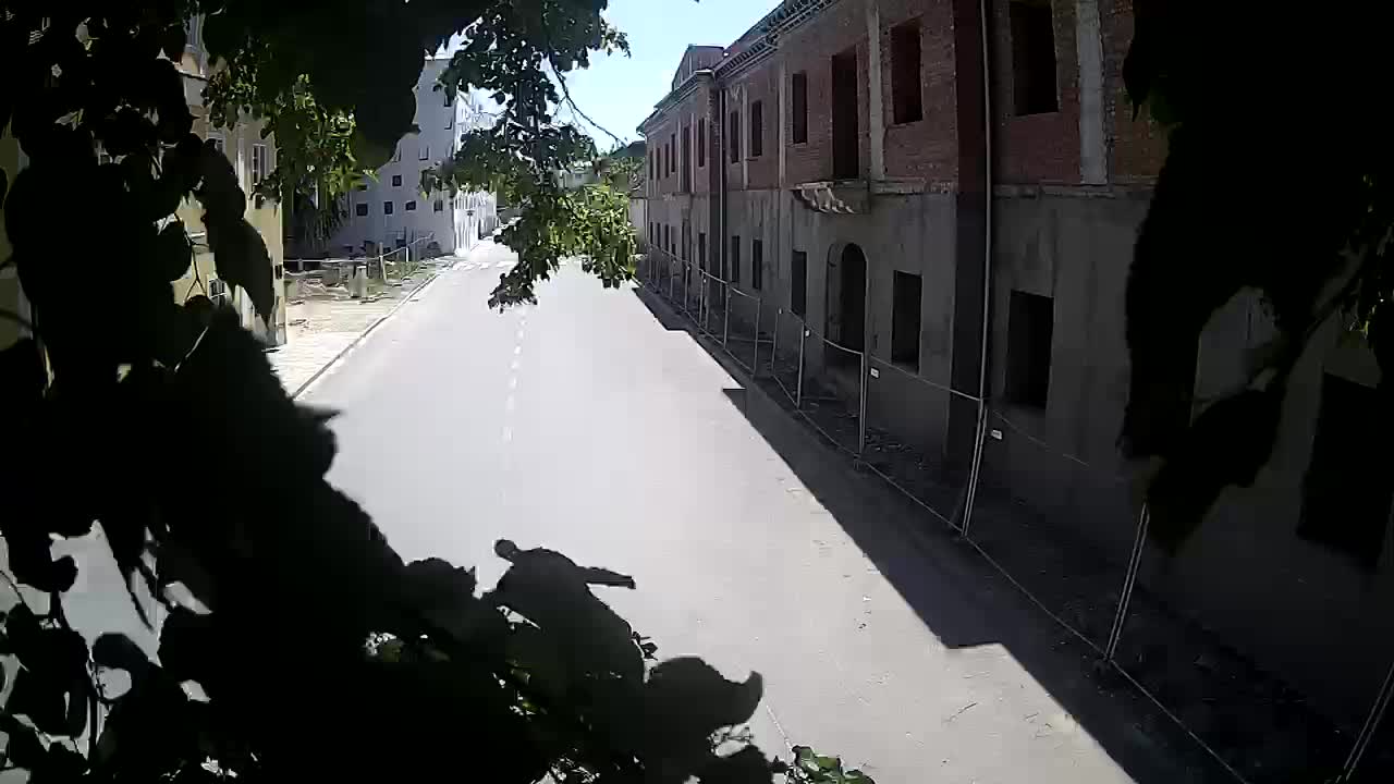 Petrinja renovation of the High School and City Administration after the earthquake – Live cam Croatia