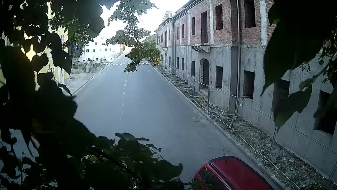 Petrinja Renovierung der High School und Stadtverwaltung nach dem Erdbeben – Live Cam Kroatien