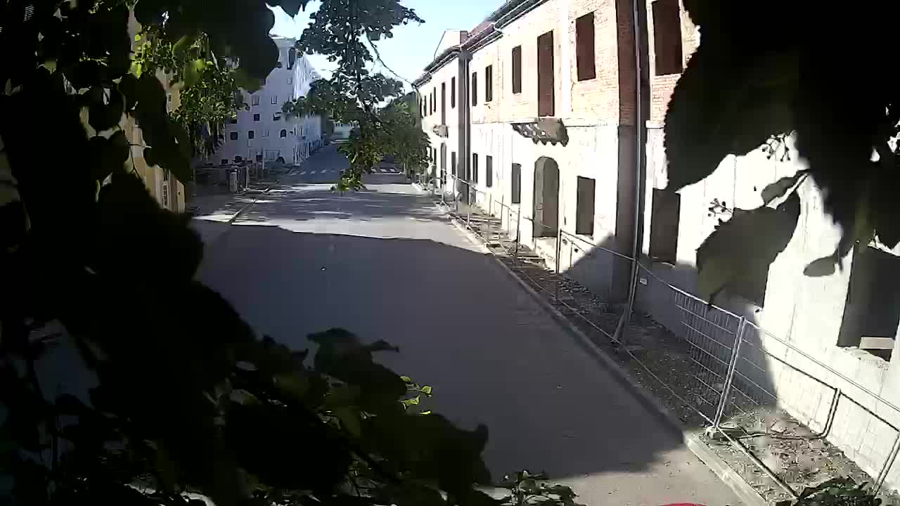 Petrinjska obnova Srednje škole i Gradske uprave nakon potresa – Live cam Hrvatska