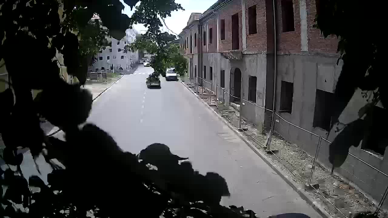 Petrinja Renovierung der High School und Stadtverwaltung nach dem Erdbeben – Live Cam Kroatien