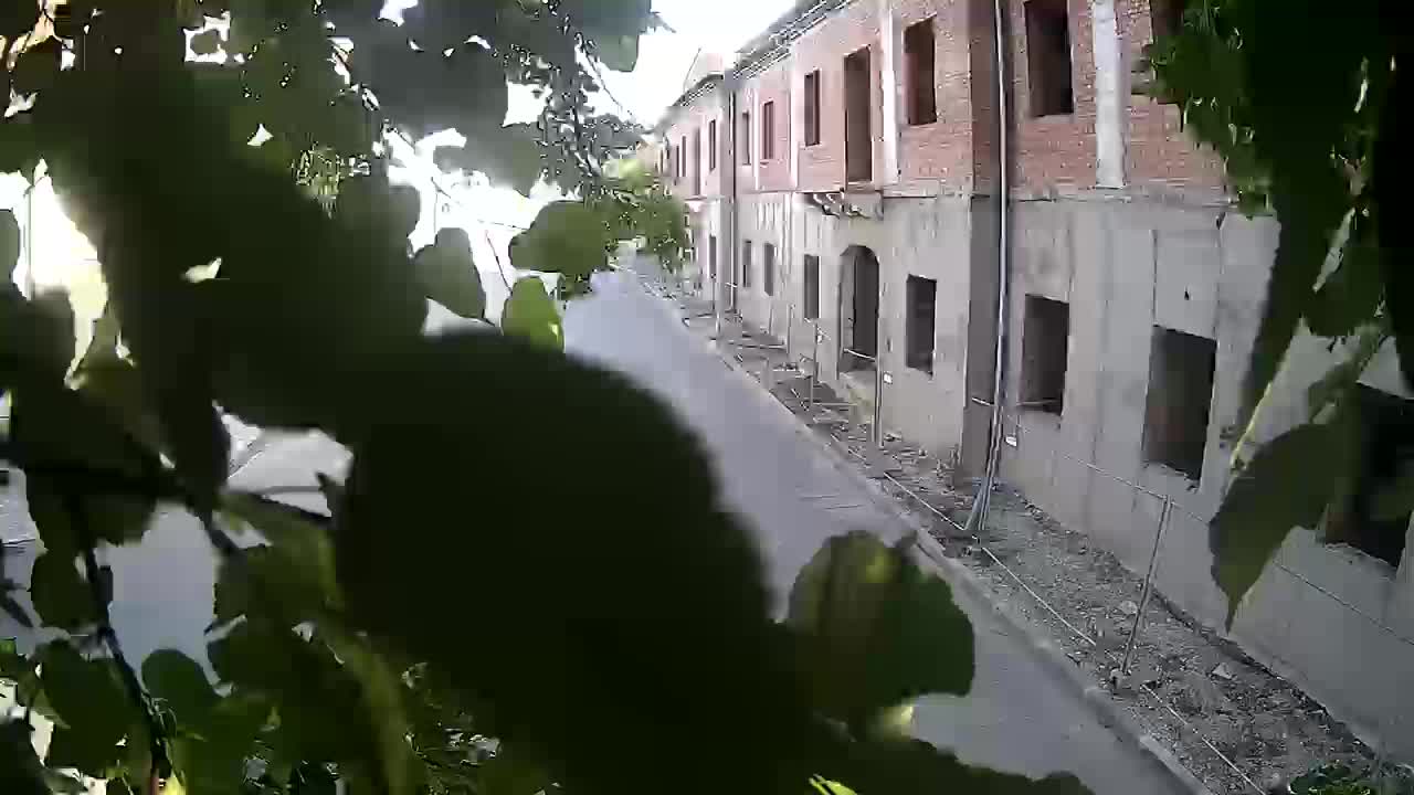 Renovación de Petrinja de la escuela secundaria y la administración de la ciudad después del terremoto – Live cam Croacia