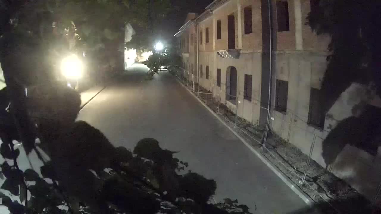 Petrinjska prenova srednje šole in mestne uprave po potresu – Kamere v živo Hrvaška