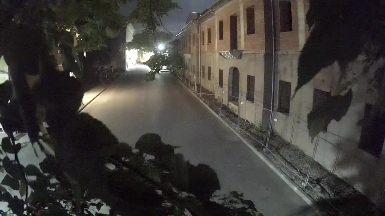 Renovación de Petrinja de la escuela secundaria y la administración de la ciudad después del terremoto – Live cam Croacia