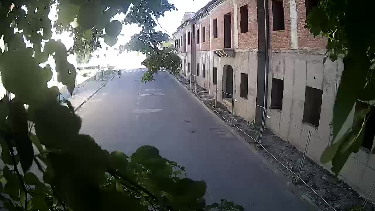 Petrinja ristrutturazione del liceo e dell’amministrazione comunale dopo il terremoto – Live cam Croazia