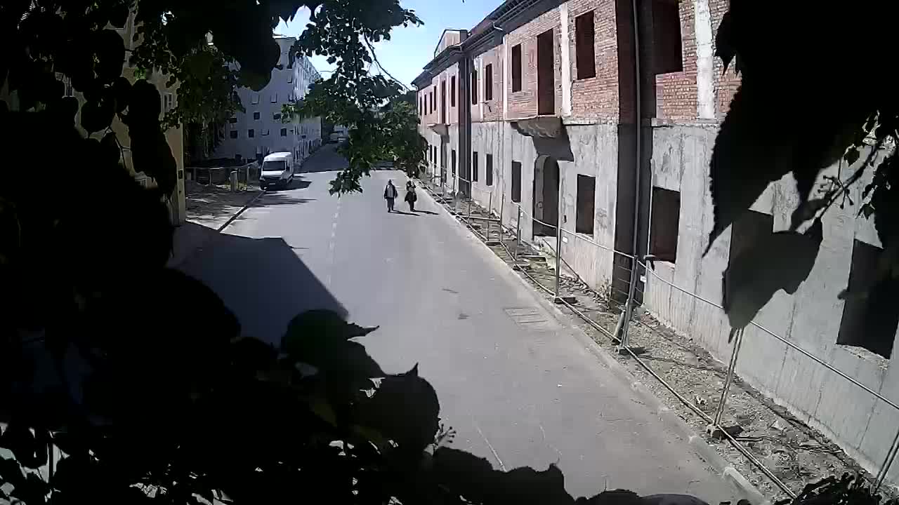 Petrinja ristrutturazione del liceo e dell’amministrazione comunale dopo il terremoto – Live cam Croazia