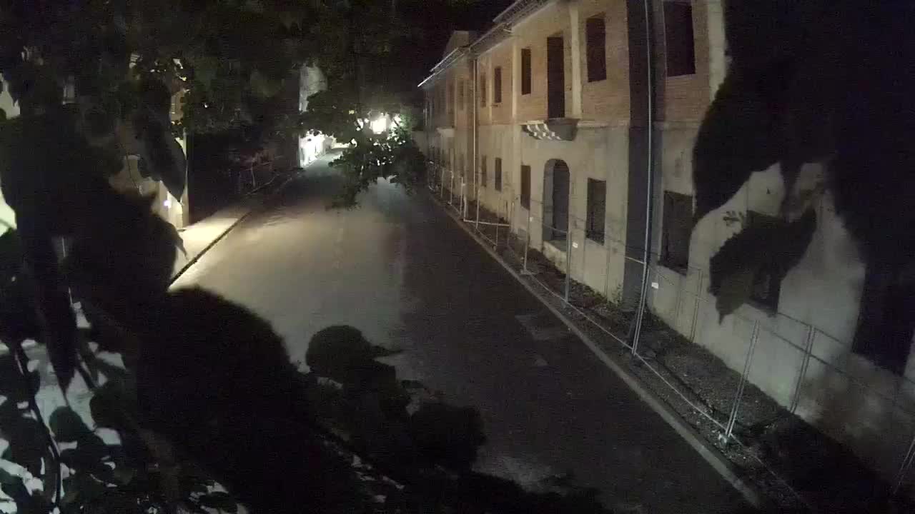 Petrinja ristrutturazione del liceo e dell’amministrazione comunale dopo il terremoto – Live cam Croazia