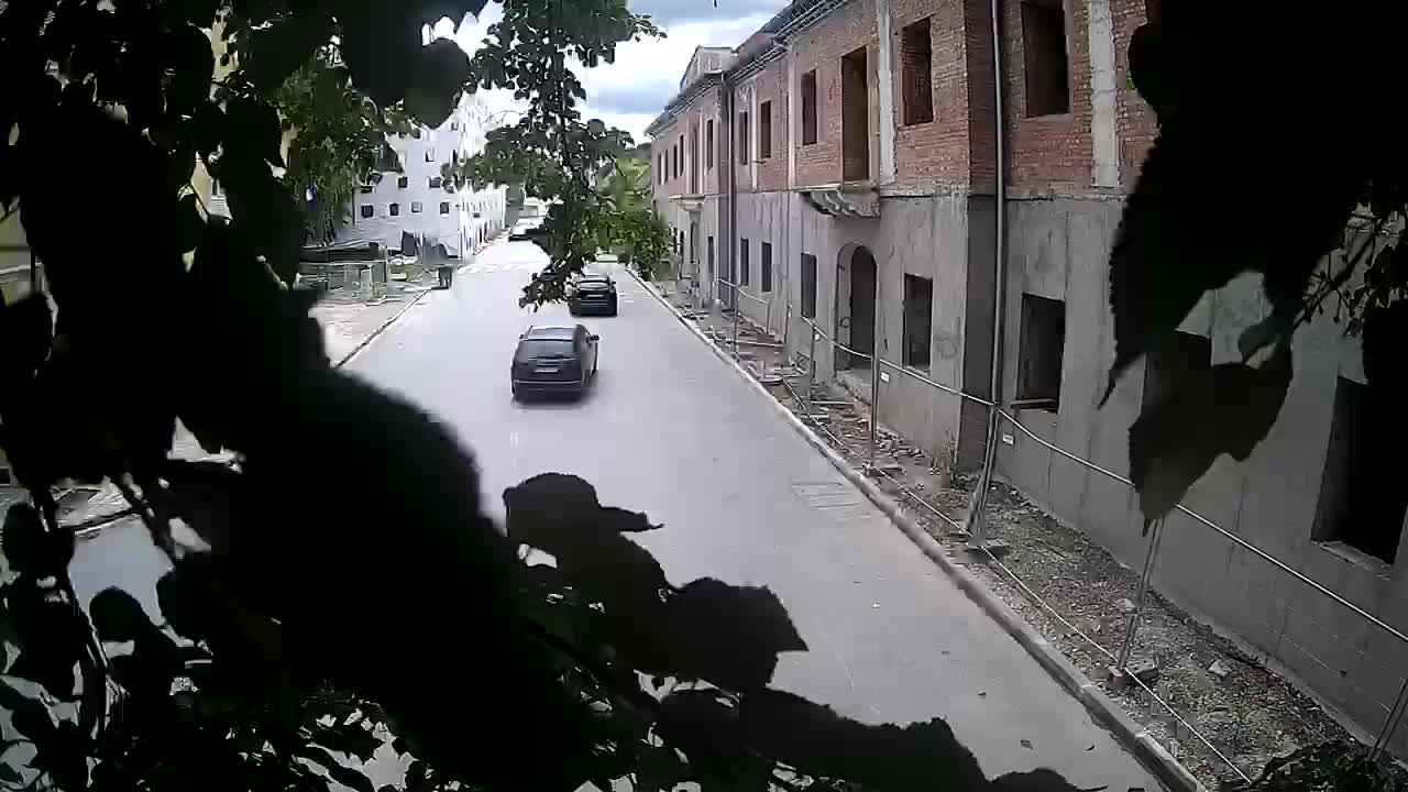 Renovación de Petrinja de la escuela secundaria y la administración de la ciudad después del terremoto – Live cam Croacia