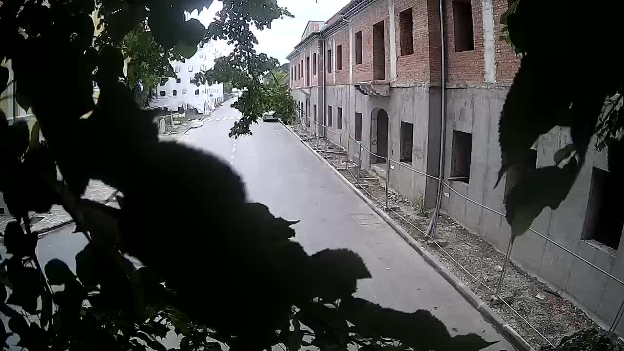Petrinja Renovierung der High School und Stadtverwaltung nach dem Erdbeben – Live Cam Kroatien