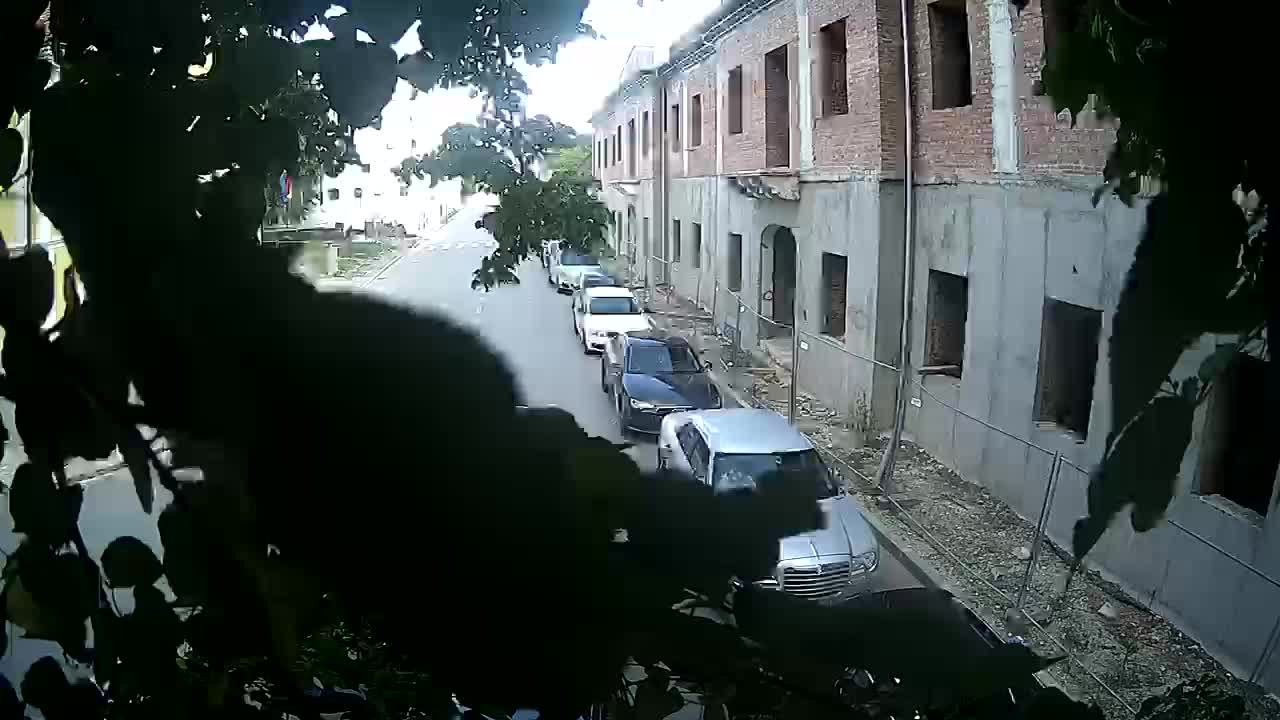 Petrinja renovation of the High School and City Administration after the earthquake – Live cam Croatia