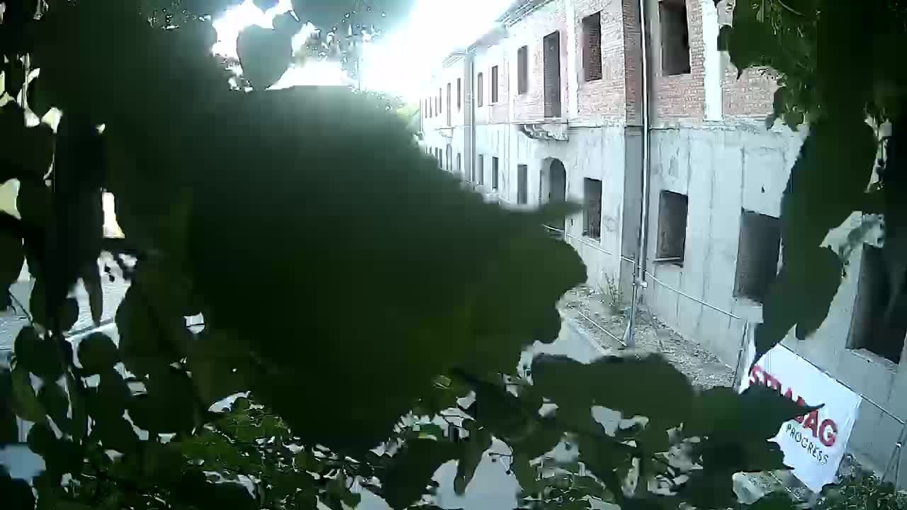 Petrinja Renovierung der High School und Stadtverwaltung nach dem Erdbeben – Live Cam Kroatien