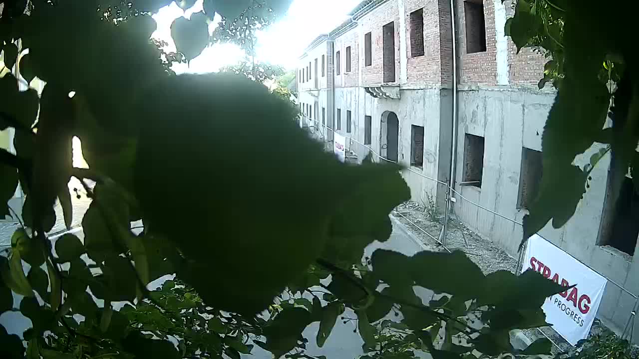Petrinja renovation of the High School and City Administration after the earthquake – Live cam Croatia