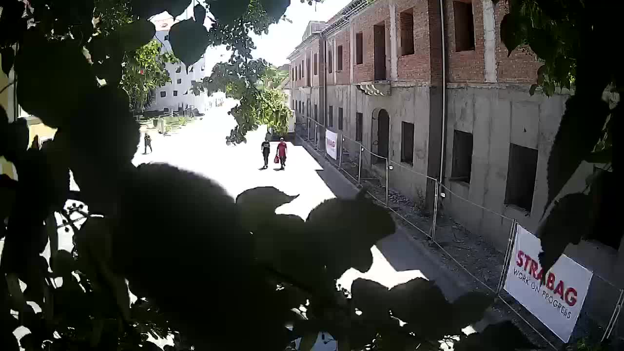 Petrinja Renovierung der High School und Stadtverwaltung nach dem Erdbeben – Live Cam Kroatien