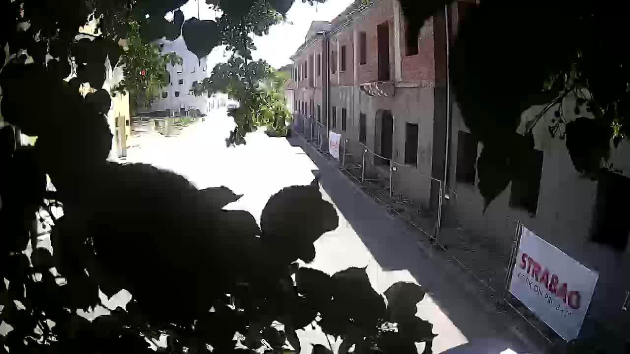 Petrinja rénovation du lycée et de l’administration municipale après le tremblement de terre – Live cam Croatie
