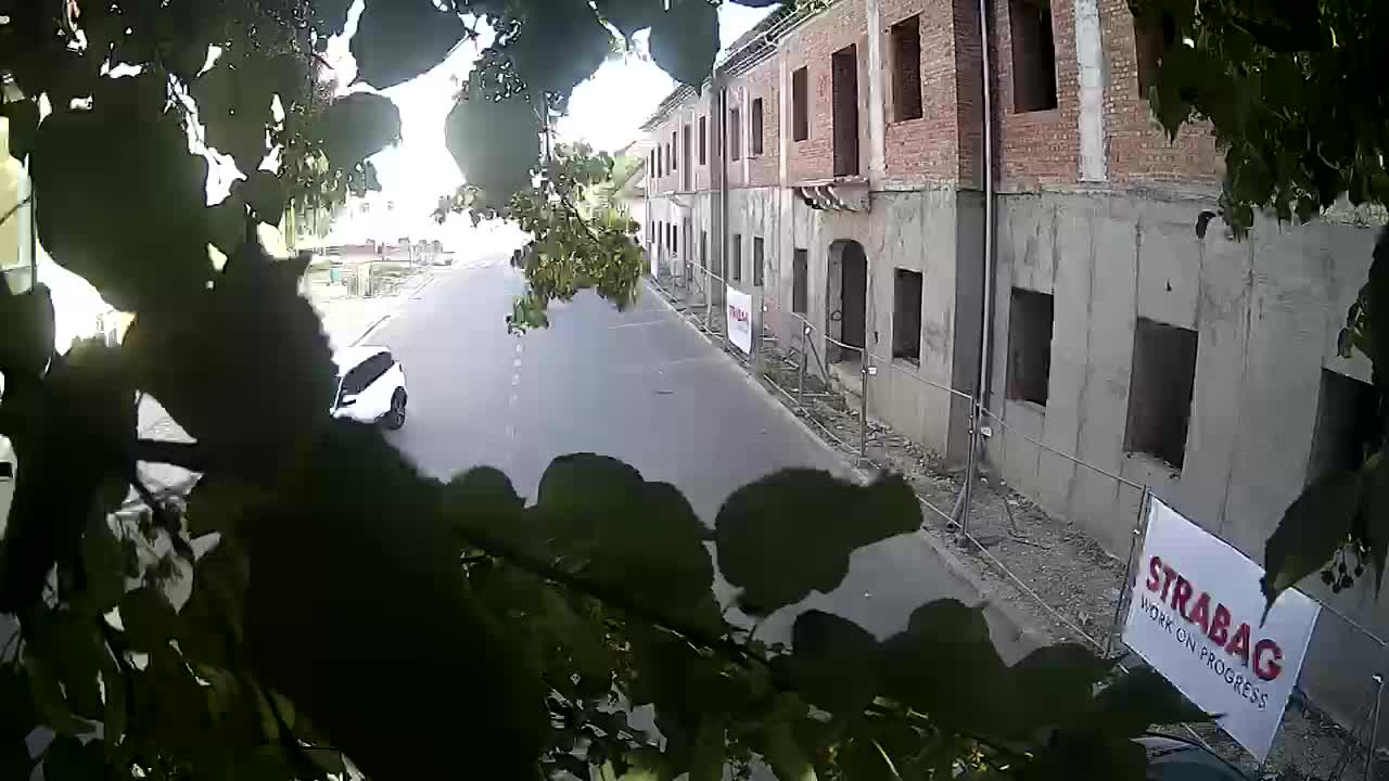 Petrinja Renovierung der High School und Stadtverwaltung nach dem Erdbeben – Live Cam Kroatien