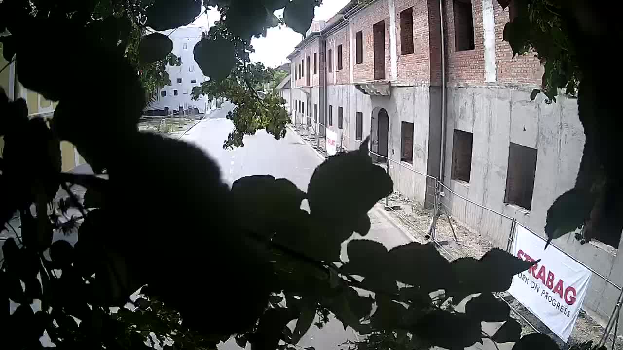Petrinja ristrutturazione del liceo e dell’amministrazione comunale dopo il terremoto – Live cam Croazia